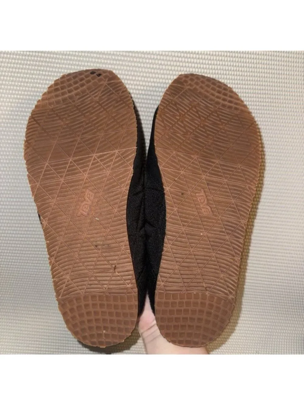 Teva ReEmber Camp Moc Unisex Comfort Quilted Slip-on Black Shoes Women Size 10